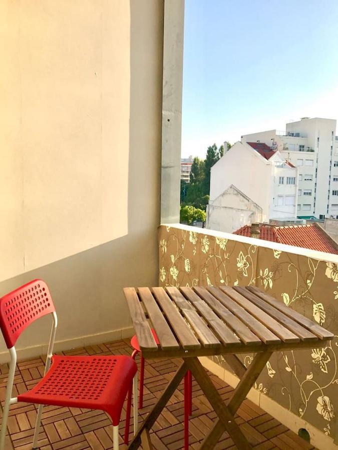 Luxury Part Of The City - Modern Apartment With Airconditioning - Near Subway Lisboa Exterior foto